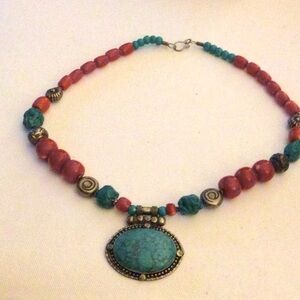 3/$10 | Turquoise & Silver Necklace - costume